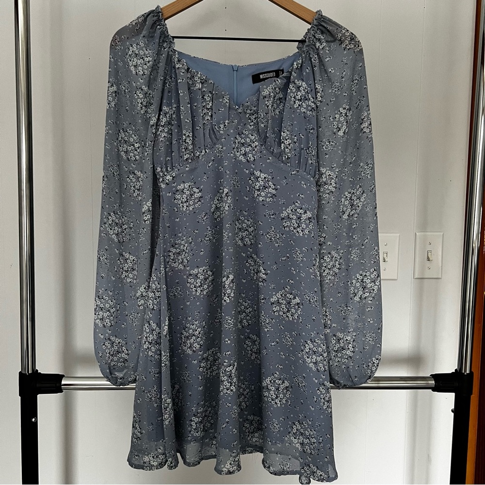 NWOT Missguided Blue Floral Milkmaid Dress